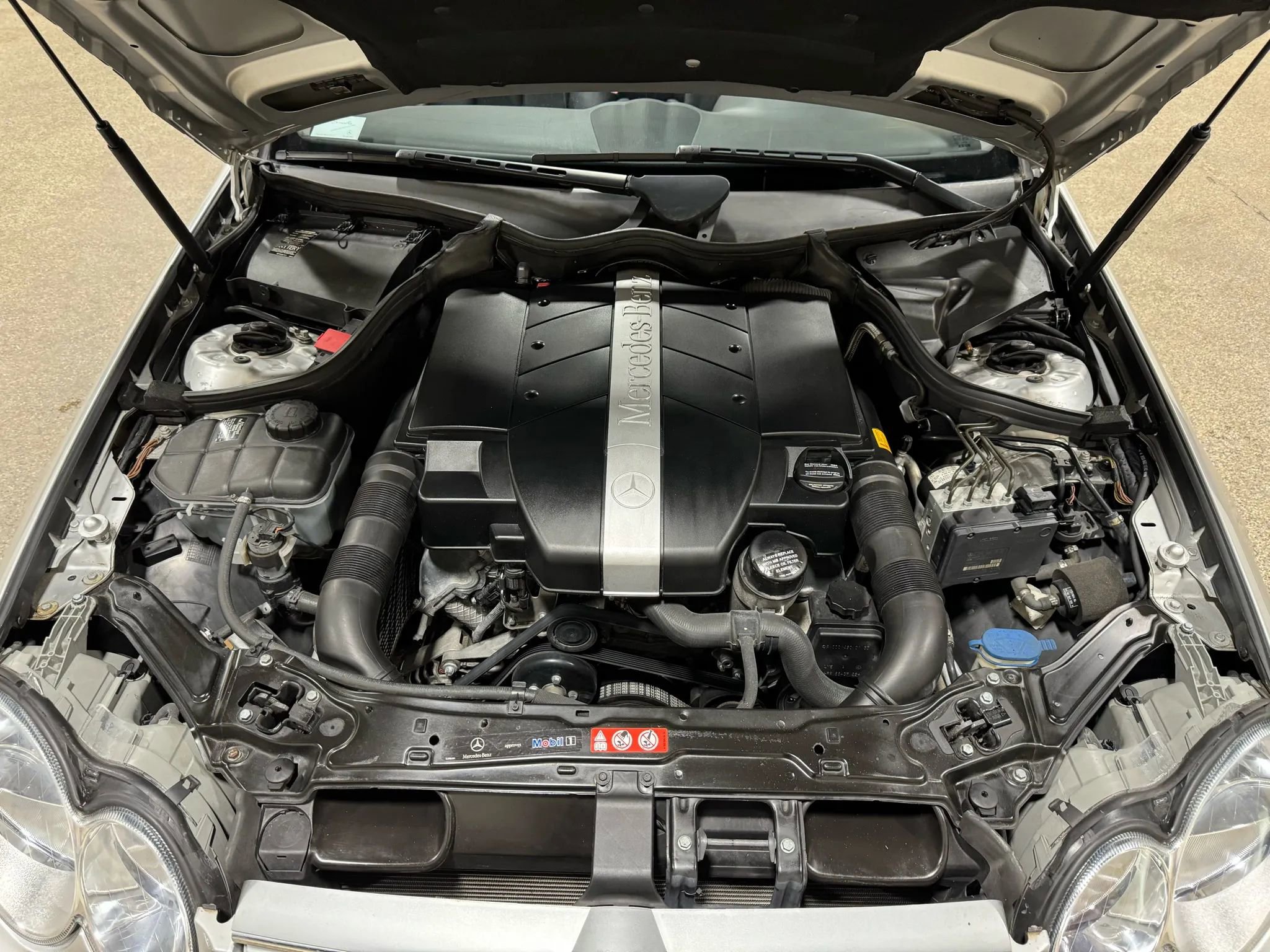 Used 2005 Mercedes-Benz CLK 320 Cabriolet image 75