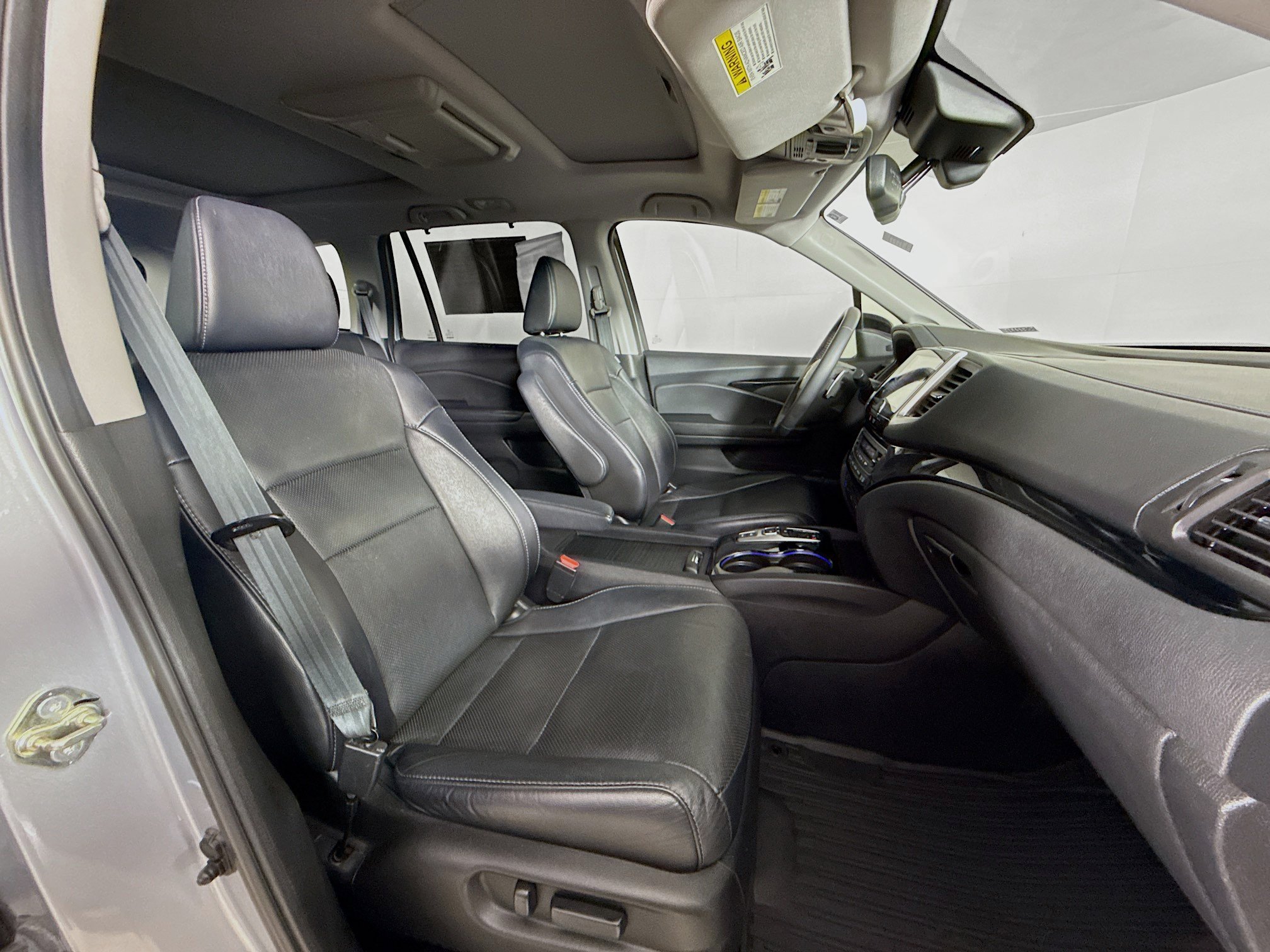 Used 2018 Honda Pilot Elite image 39