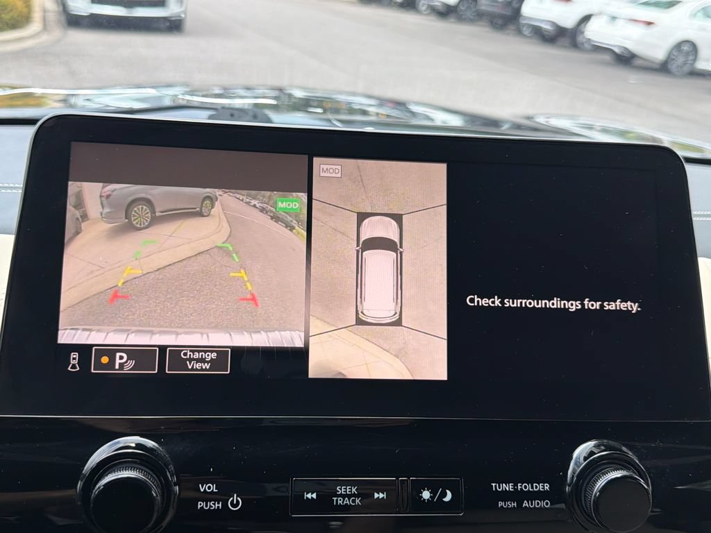 Used 2023 INFINITI QX80 Sensory w/ All-Season Package AWD/4WD image 10