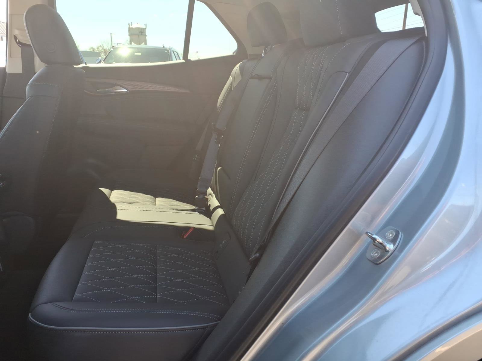 Certified 2023 Buick Envision Avenir image 21