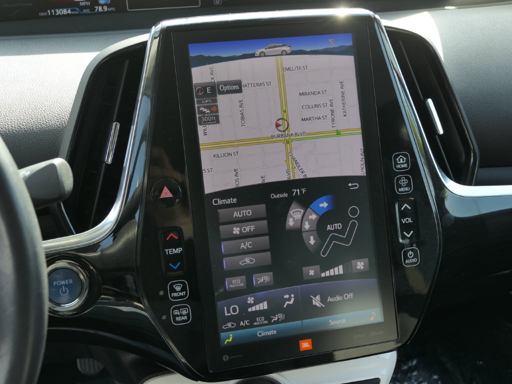 Used 2017 Toyota Prius Prime Advanced w/ Carpet Mat Package FWD image 17