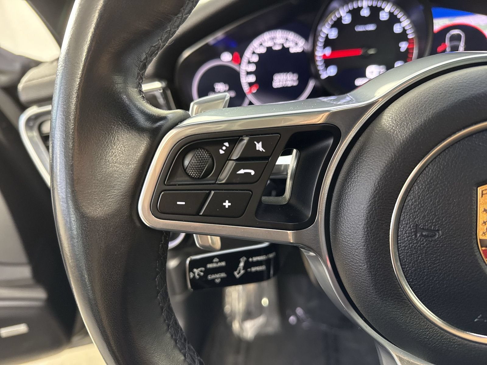 Used 2018 Porsche Panamera 4S AWD/4WD image 11