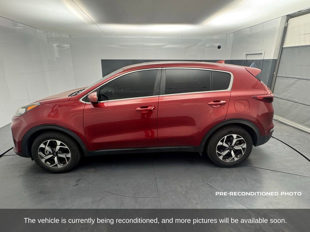 Used 2021 Kia Sportage LX FWD image 2