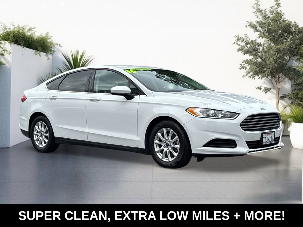 Used 2016 Ford Fusion S image 1