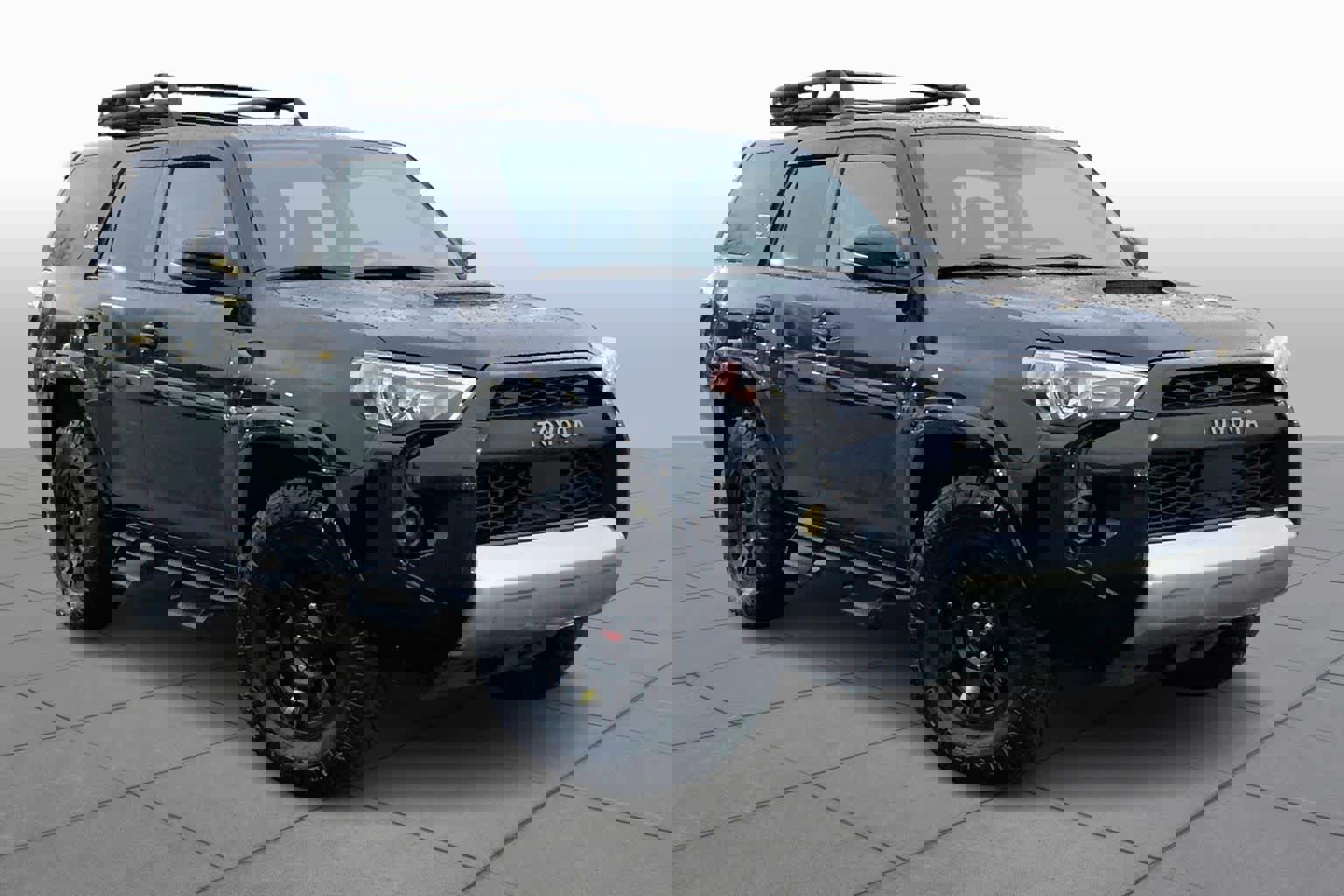 Used 2022 Toyota 4Runner TRD Off-Road Premium w/ Moonroof Package image 2