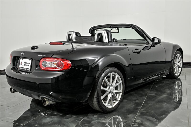 Used 2012 MAZDA MX-5 Miata Grand Touring w/ Premium Pkg RWD image 9