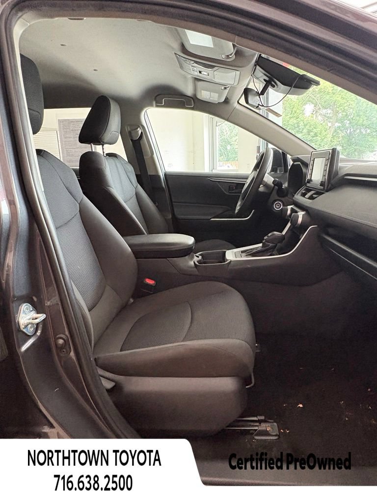 Used 2020 Toyota RAV4 LE w/ All Weather Liner Package AWD/4WD image 11