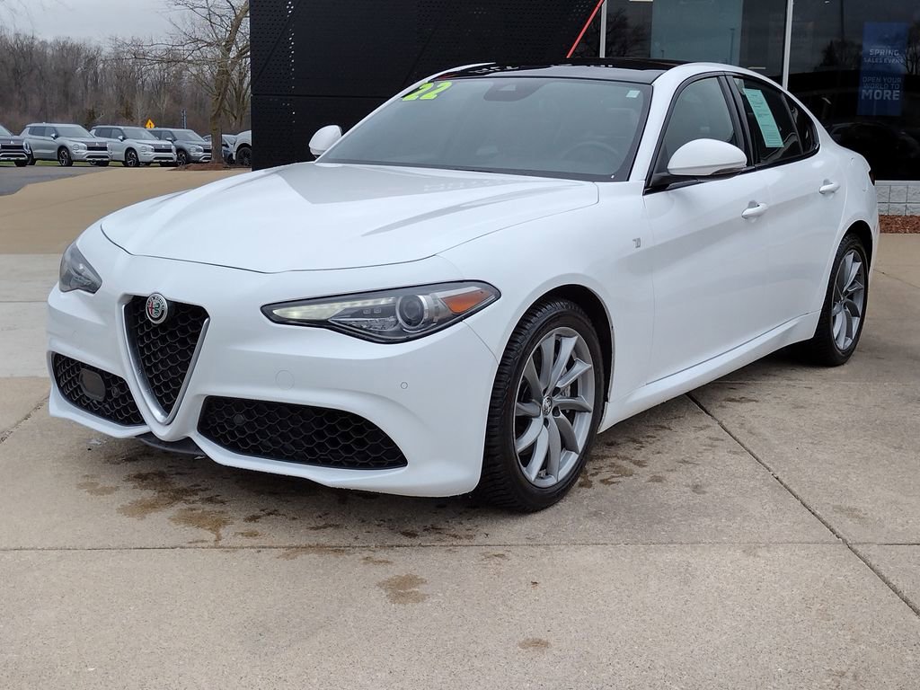 Used 2022 Alfa Romeo Giulia Ti image 1