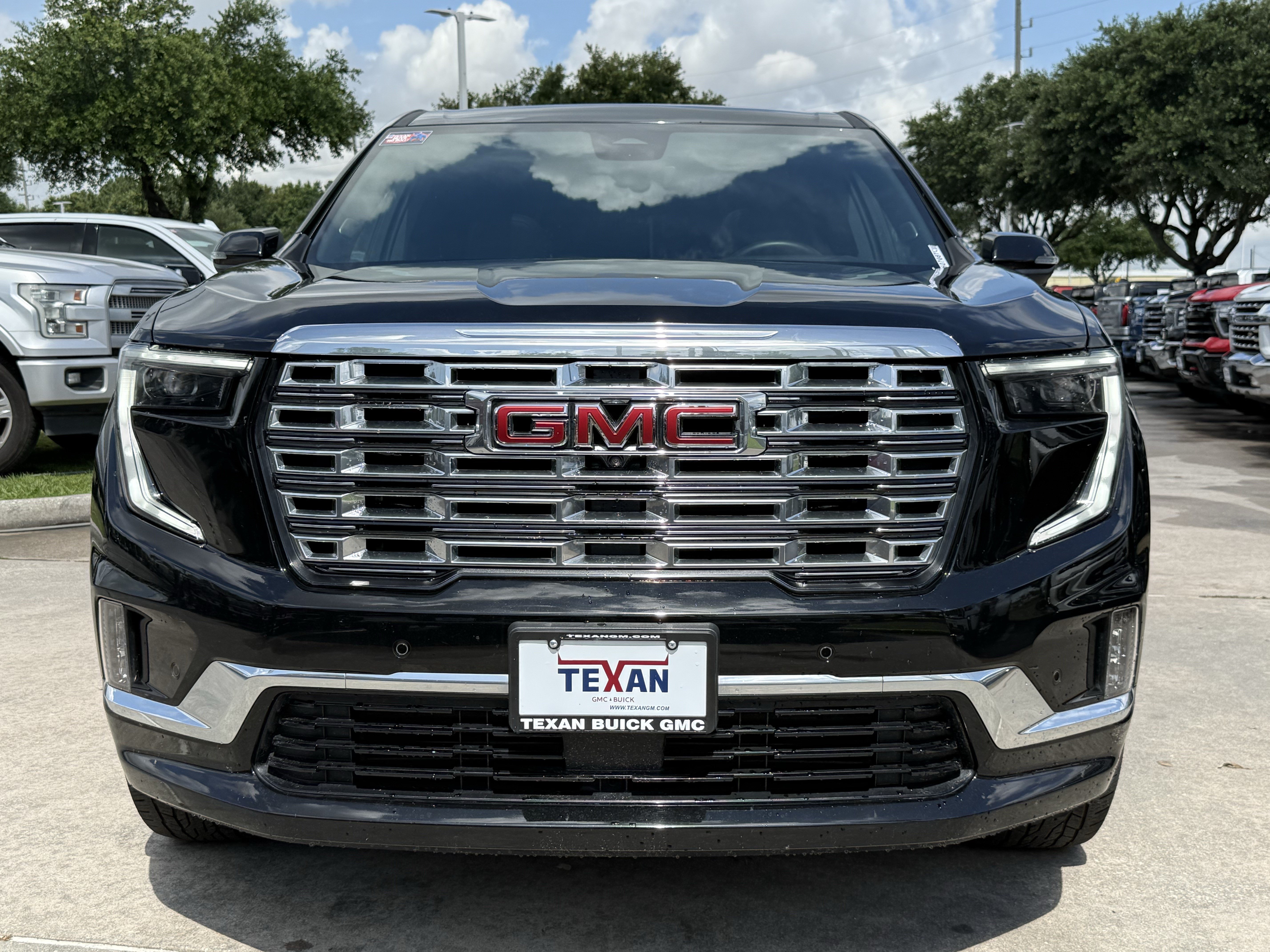 Used 2024 GMC Acadia Denali w/ Super Cruise Package AWD/4WD image 10