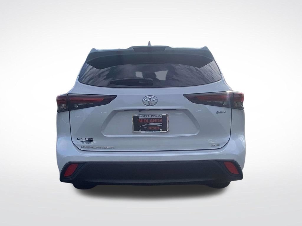 Used 2026 Toyota Highlander XLE AWD/4WD image 5