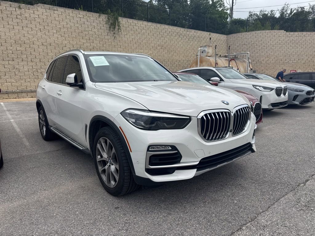 Used 2020 BMW X5 xDrive40i w/ Convenience Package AWD/4WD image 2