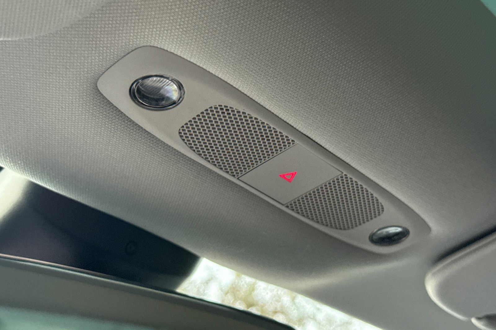 Used 2020 Tesla Model 3 Standard Range image 36