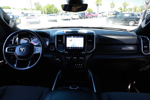 Used 2022 RAM 1500 Big Horn AWD/4WD image 32