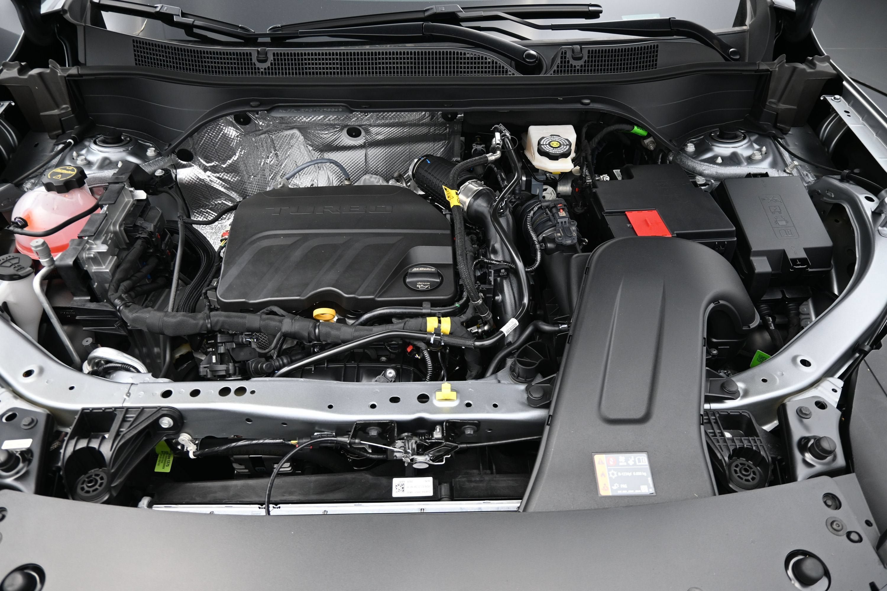 New 2026 Chevrolet Trax RS w/ Sunroof Package FWD image 33