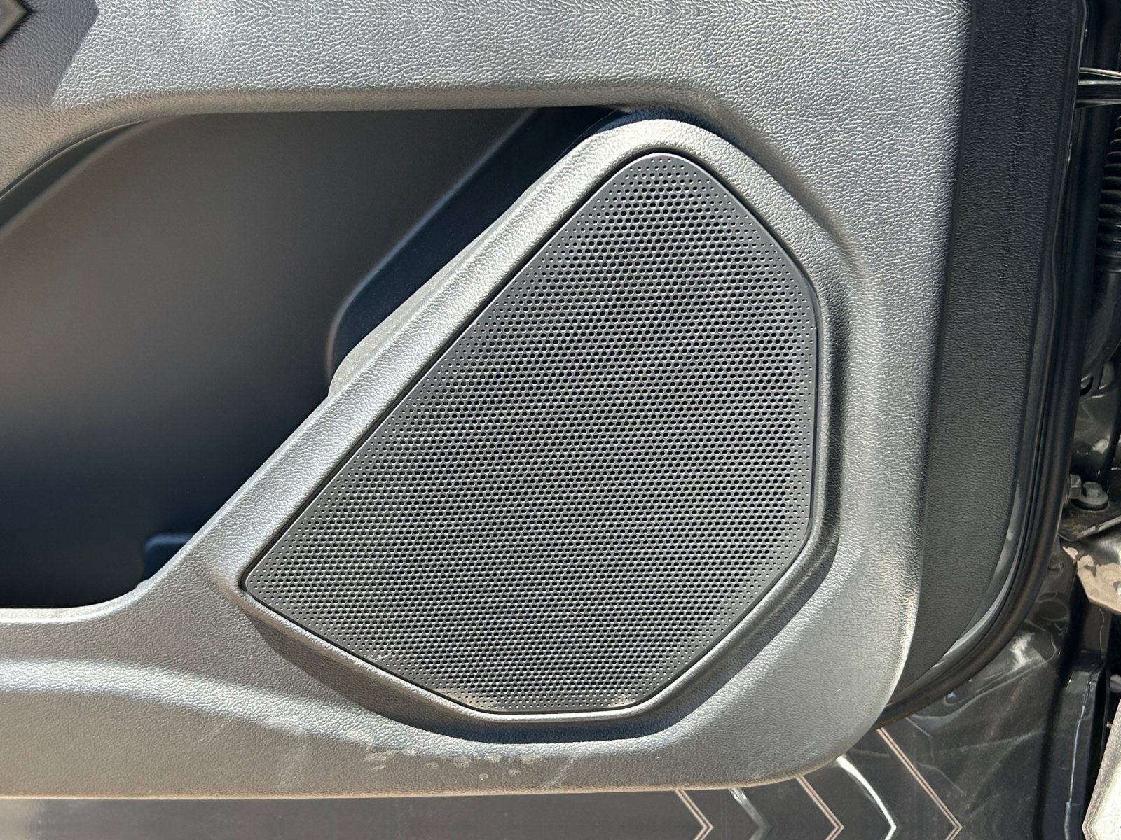 New 2026 Ford Explorer ST-Line RWD image 27