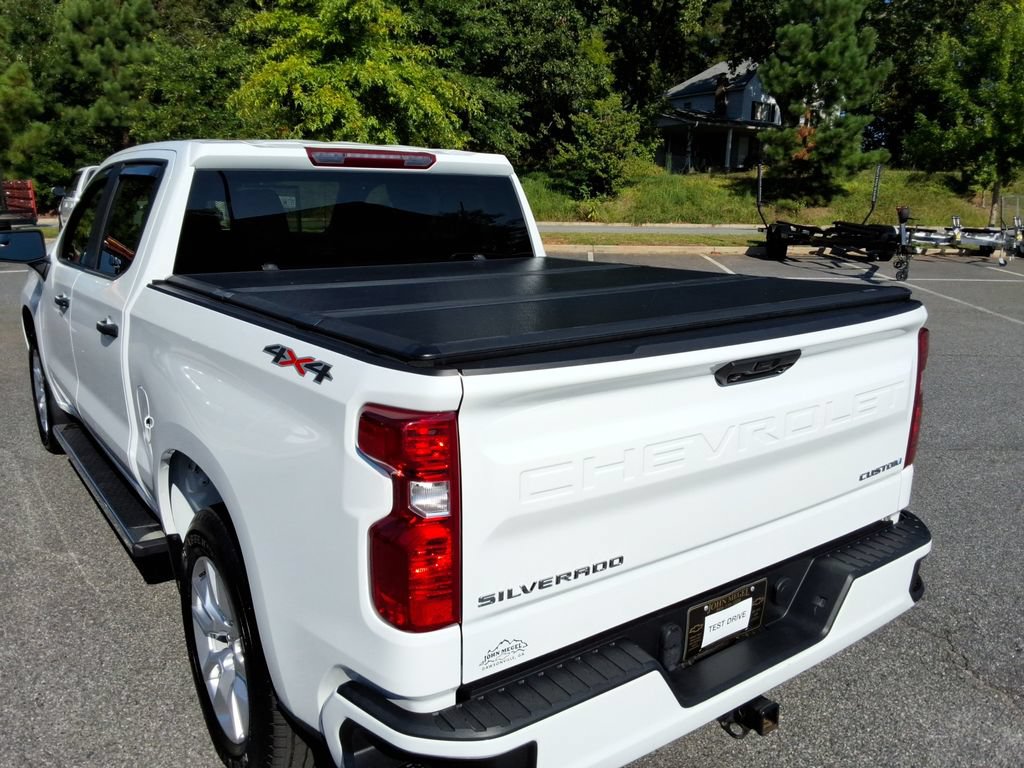 Certified 2025 Chevrolet Silverado 1500 Custom AWD/4WD image 18