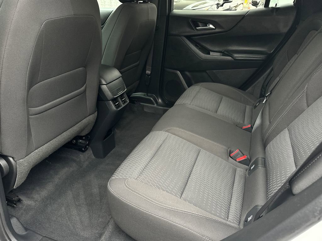 Used 2026 Chevrolet Equinox LT image 16