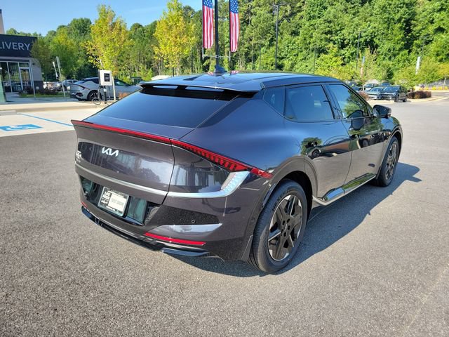 New 2026 Kia EV6 Wind RWD image 4