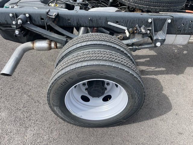 New 2025 Ford F450 XL w/ XL Chrome Package image 12