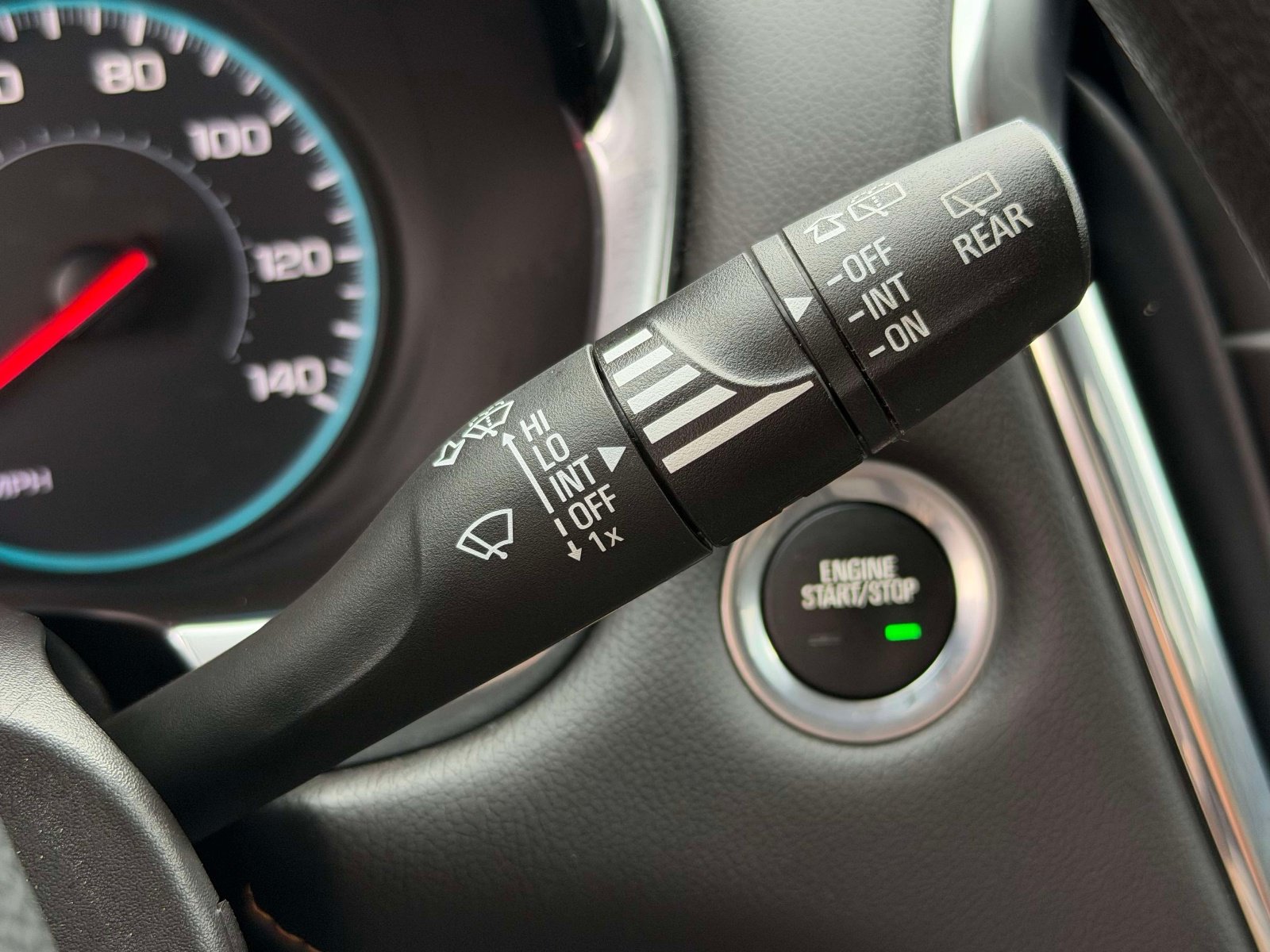 Used 2021 Chevrolet Traverse LS FWD image 15