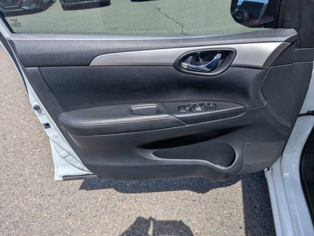Used 2016 Nissan Sentra S FWD image 9