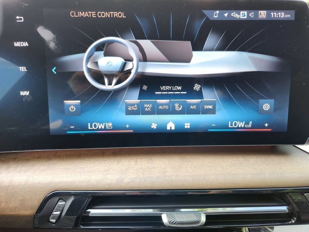 Certified 2025 BMW X1 xDrive28i w/ Convenience Package AWD/4WD image 22