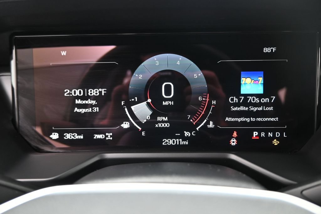 Used 2025 GMC Acadia Elevation w/ Elevation Premium Package AWD/4WD image 13