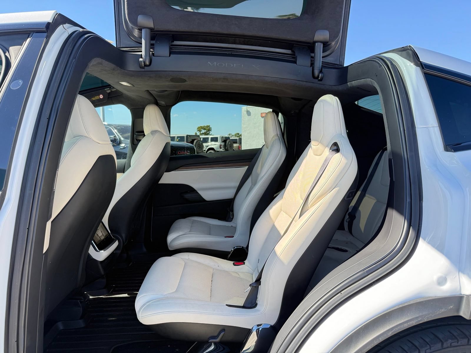 Used 2022 Tesla Model X AWD/4WD image 5