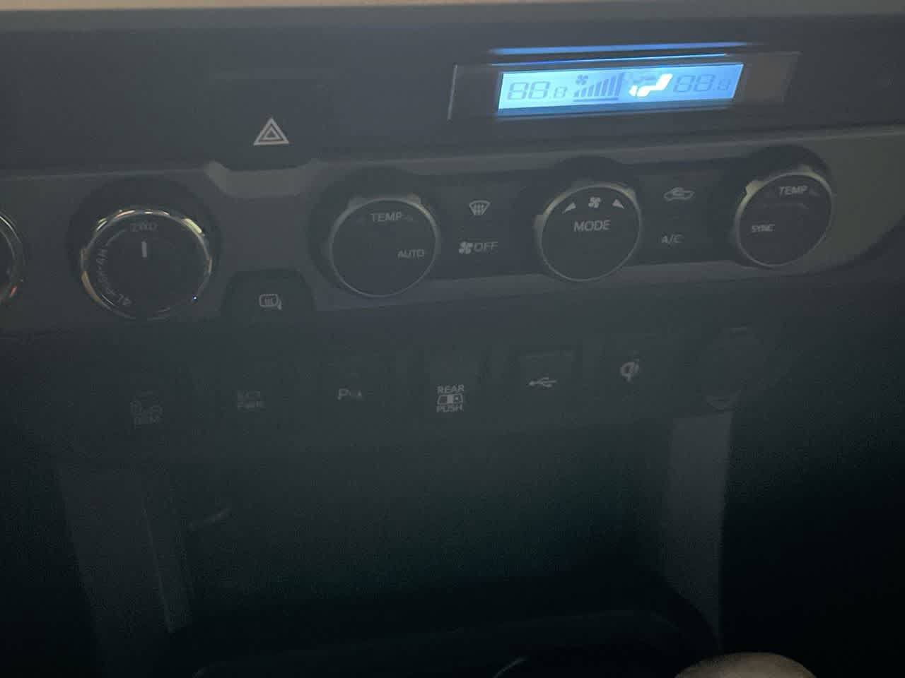 Certified 2021 Toyota Tacoma TRD Sport w/ Technology Package AWD/4WD image 19