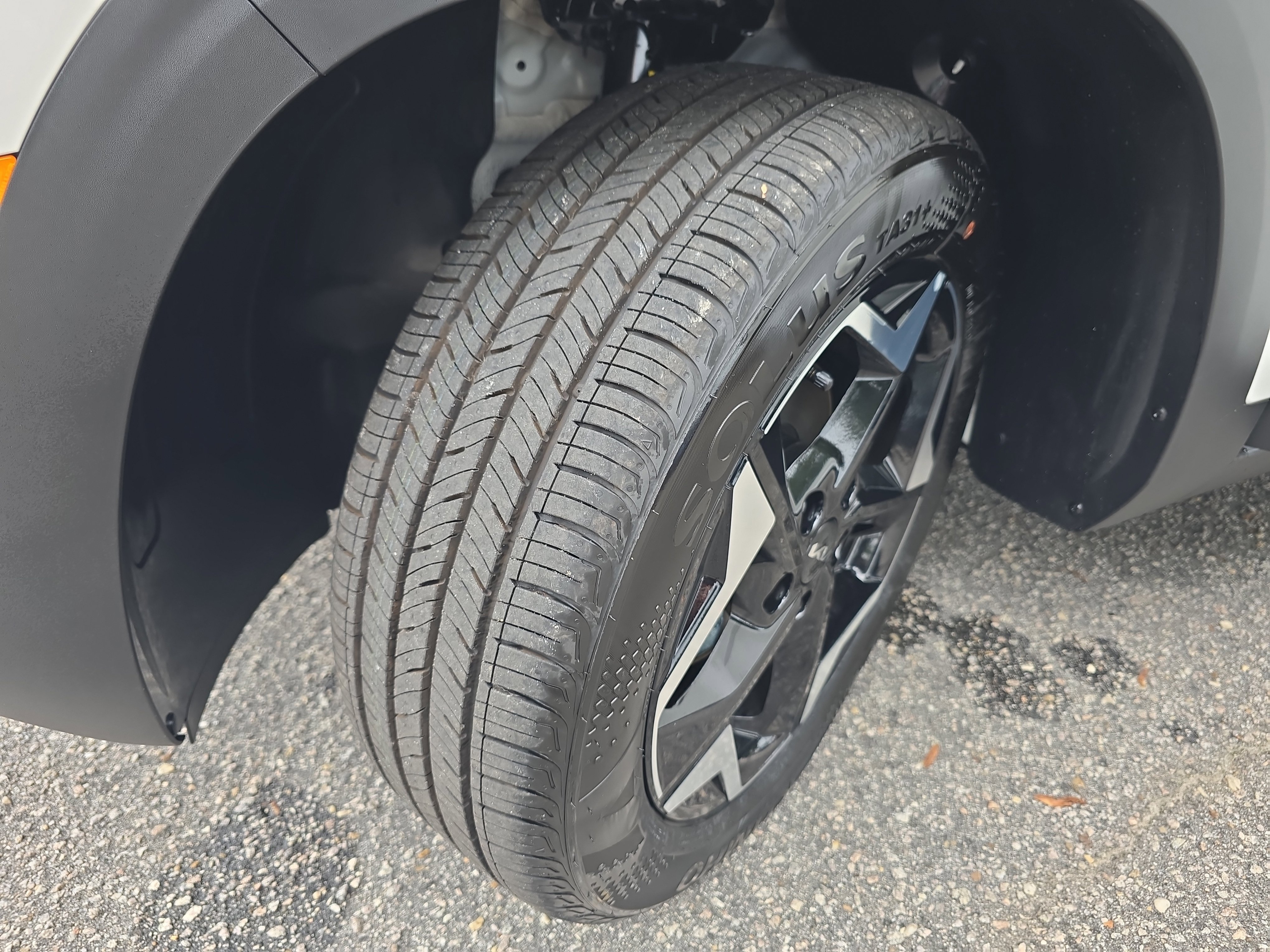 New 2026 Kia Seltos S image 32