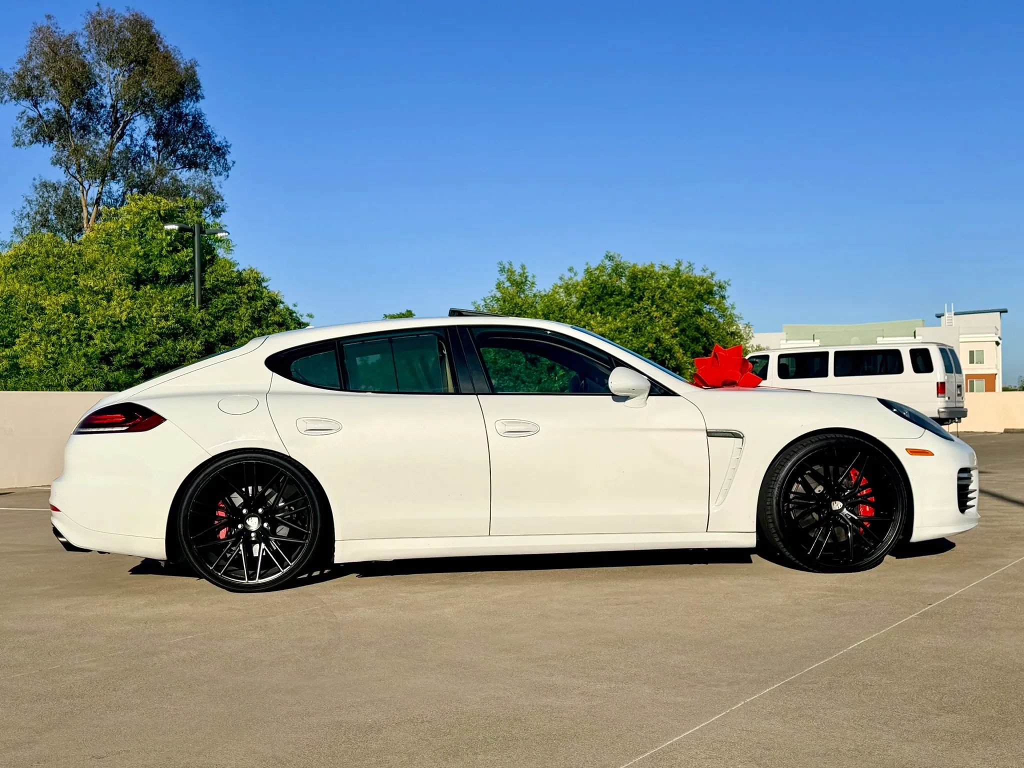 Used 2015 Porsche Panamera GTS AWD/4WD image 6