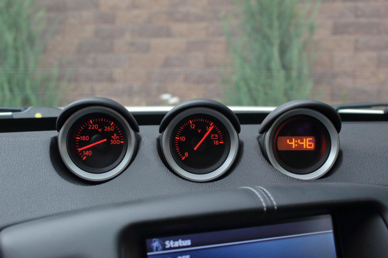 Used 2009 Nissan 370Z Touring RWD image 55