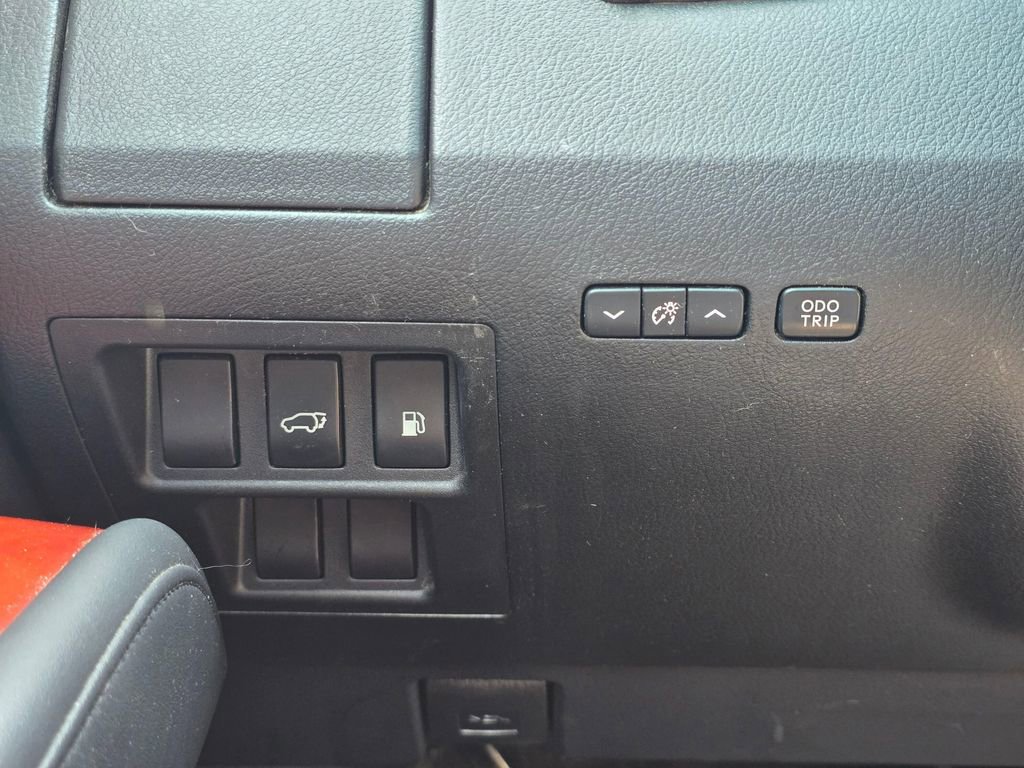 Used 2011 Lexus RX 450h AWD w/ Premium Pkg image 14