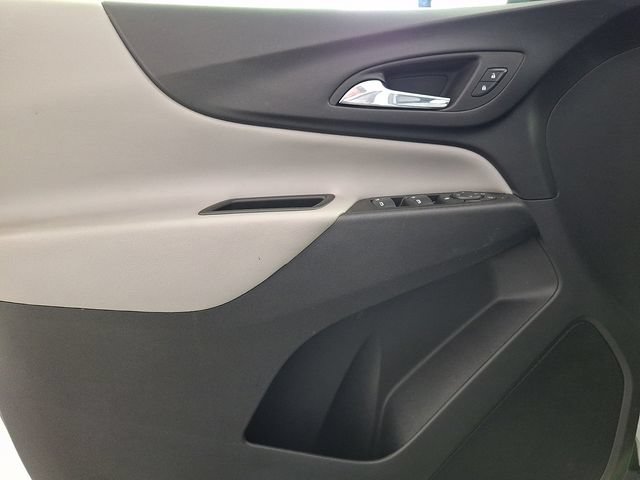 Used 2022 Chevrolet Equinox LS AWD/4WD image 14