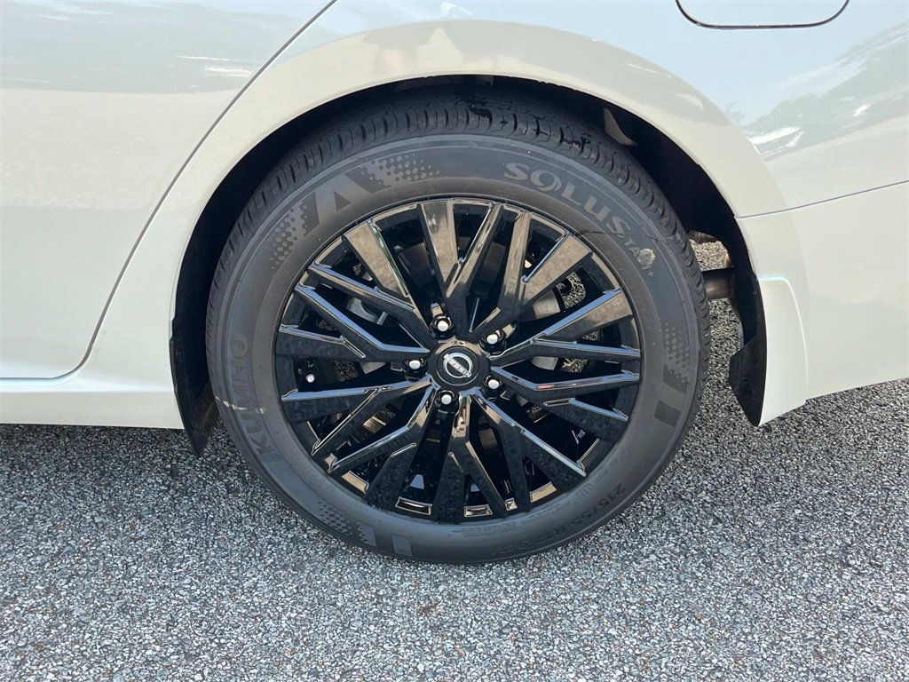New 2025 Nissan Altima 2.5 SV w/ SV Special Edition Package image 12