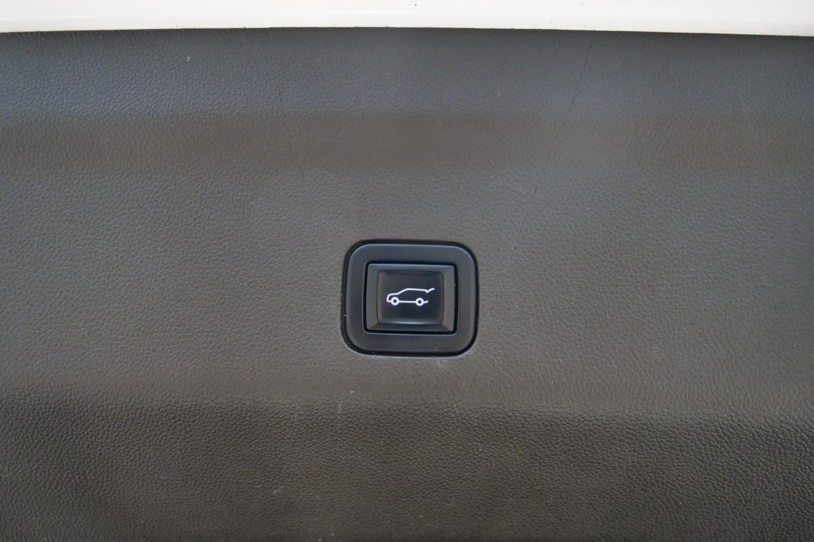 Used 2022 GMC Yukon XL SLT w/ SLT Premium Package AWD/4WD image 37