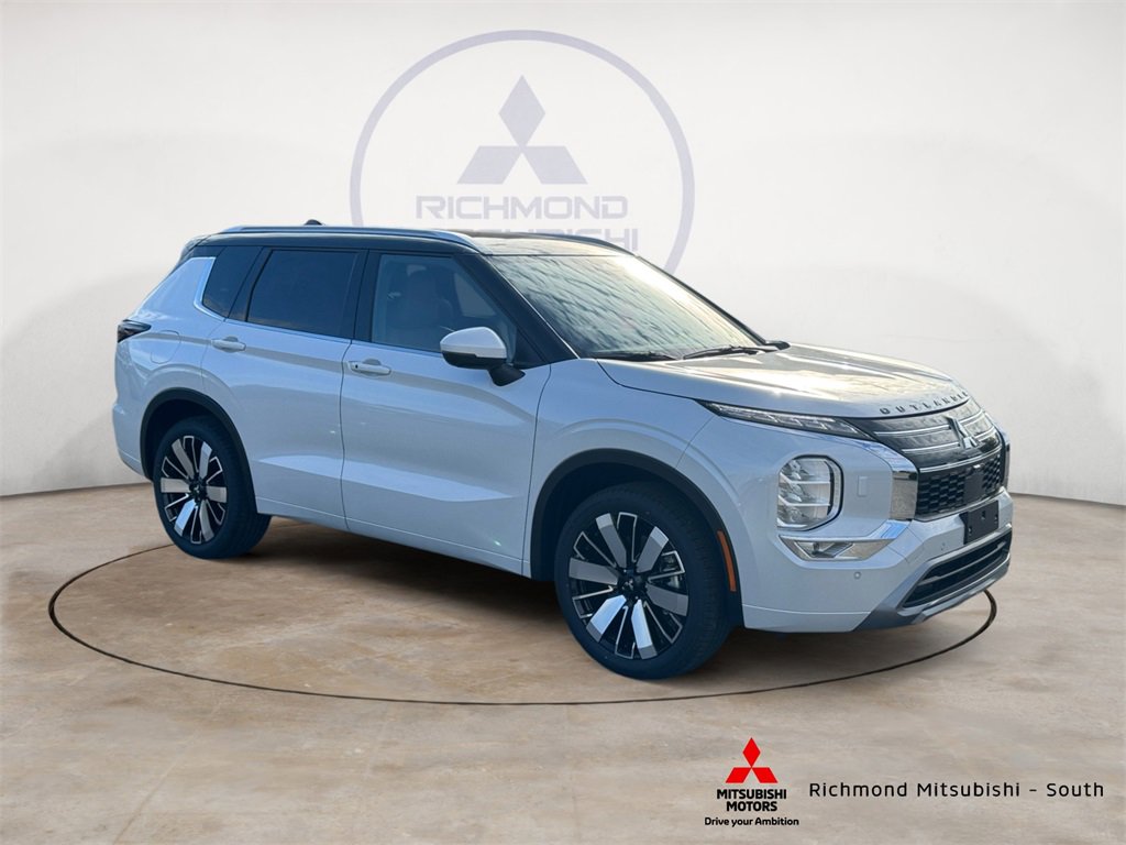 New 2026 Mitsubishi Outlander SEL image 1