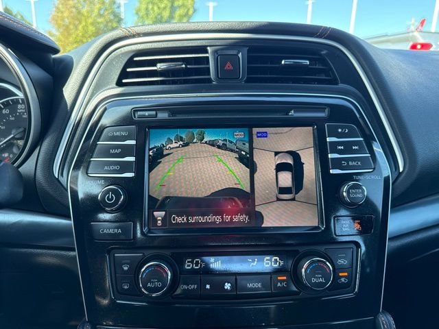 Used 2023 Nissan Maxima SR w/ Sport Mat Group FWD image 15