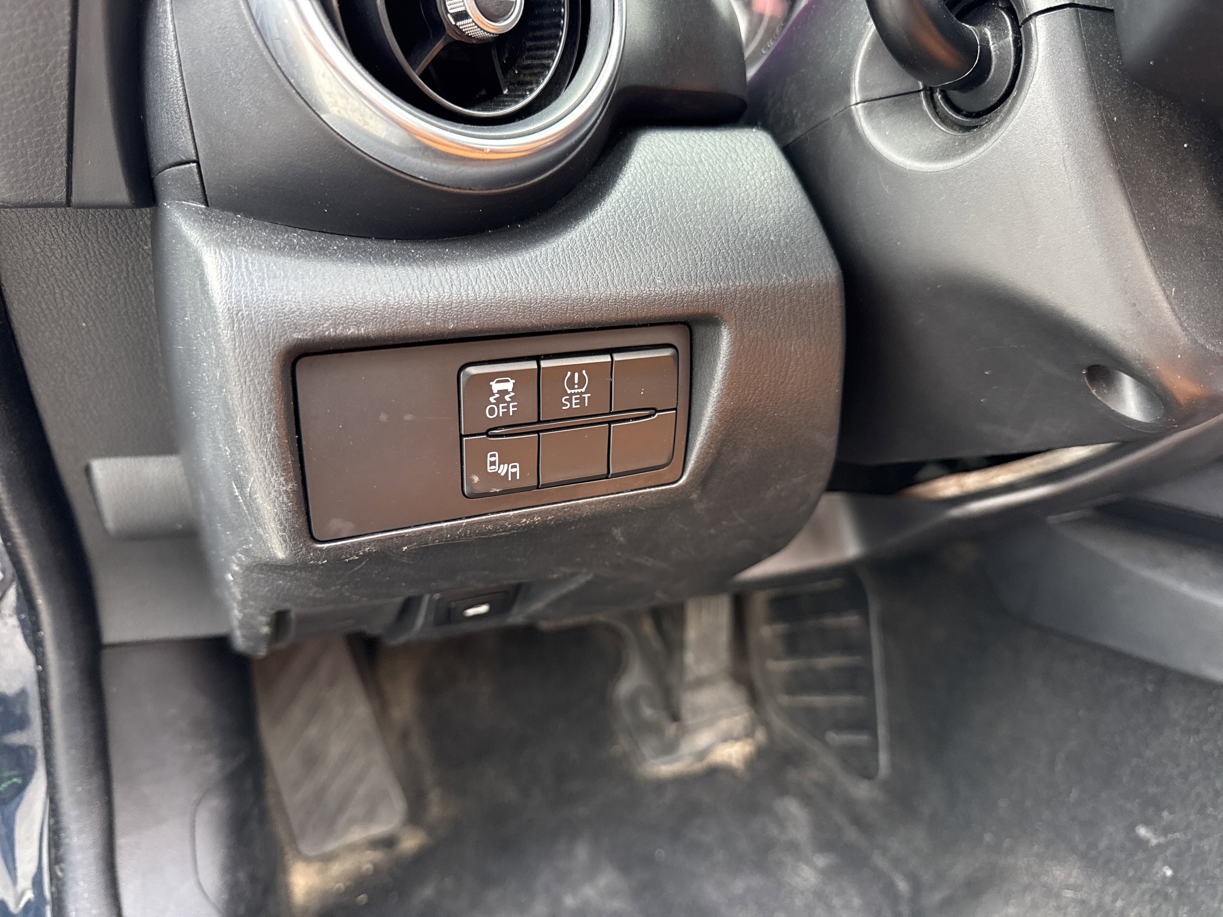 Used 2019 FIAT 124 Spider Lusso w/ Convenience Group image 25