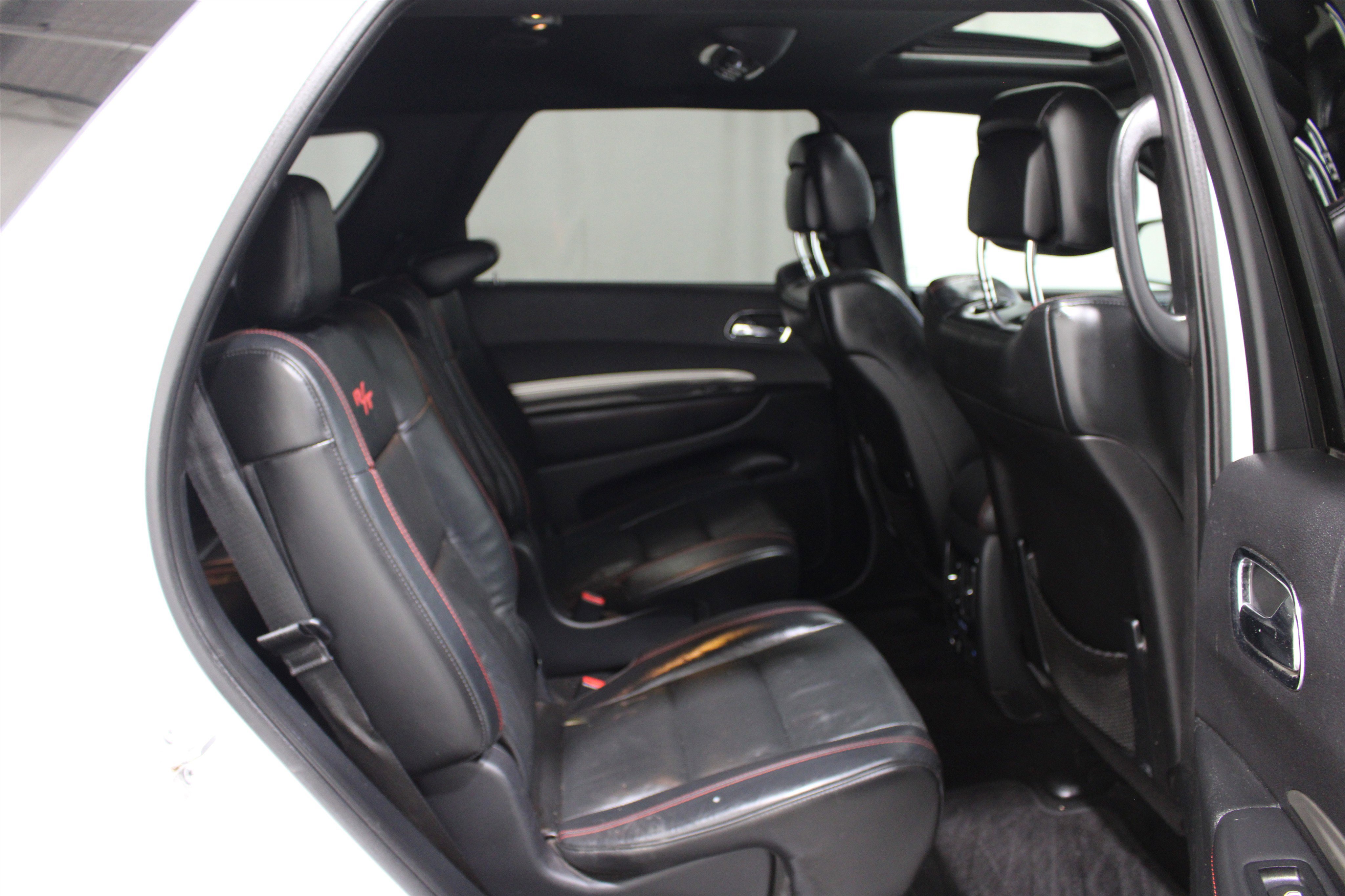 Used 2016 Dodge Durango R/T w/ Blacktop Package AWD/4WD image 27