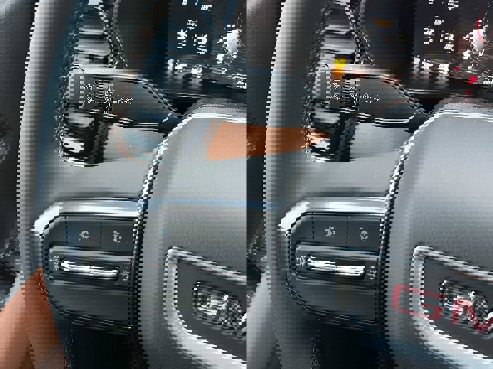 New 2026 GMC Canyon AT4 w/ Technology Plus Package image 33