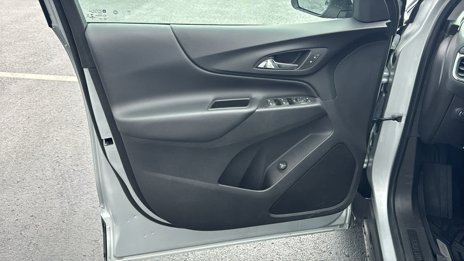 Certified 2020 Chevrolet Equinox LT AWD/4WD image 6
