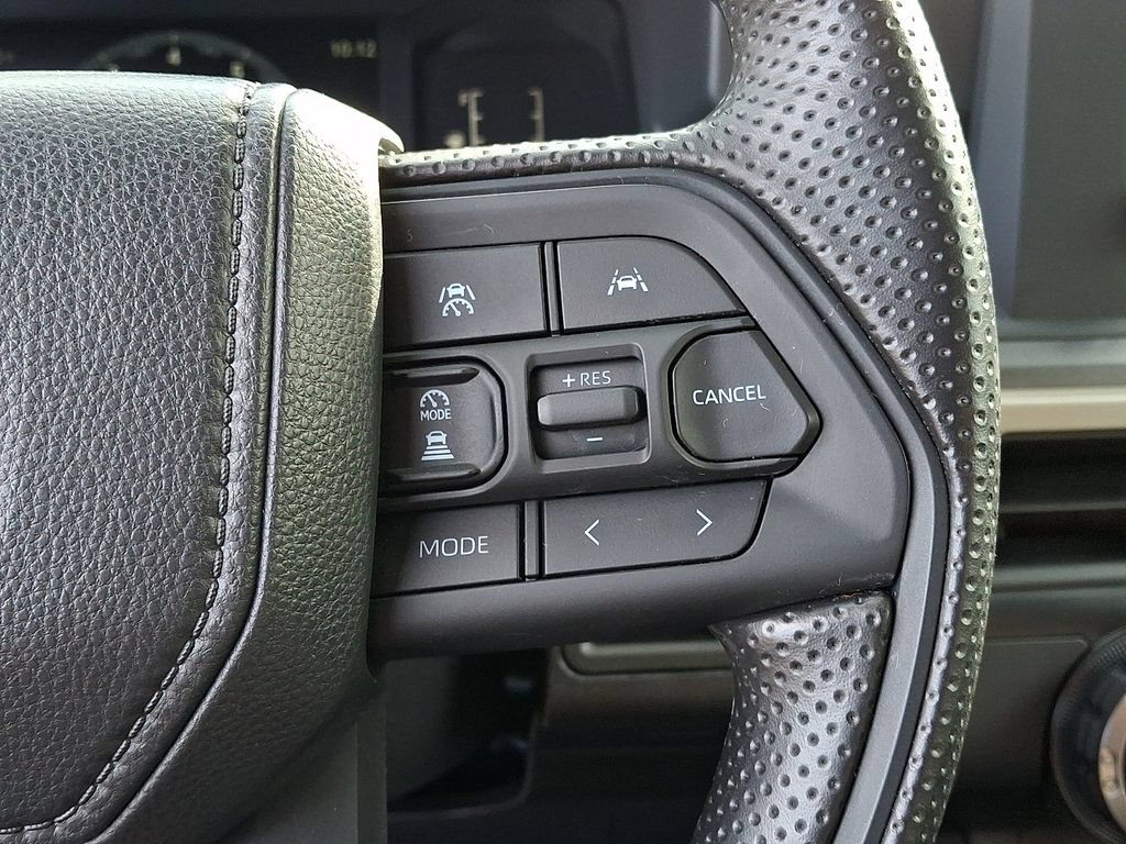 Certified 2026 Toyota Tacoma SR5 AWD/4WD image 23