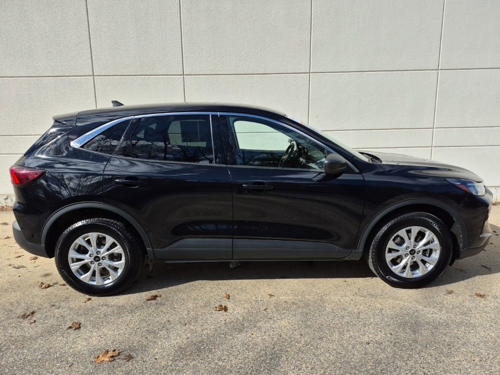 Certified 2024 Ford Escape Active image 5