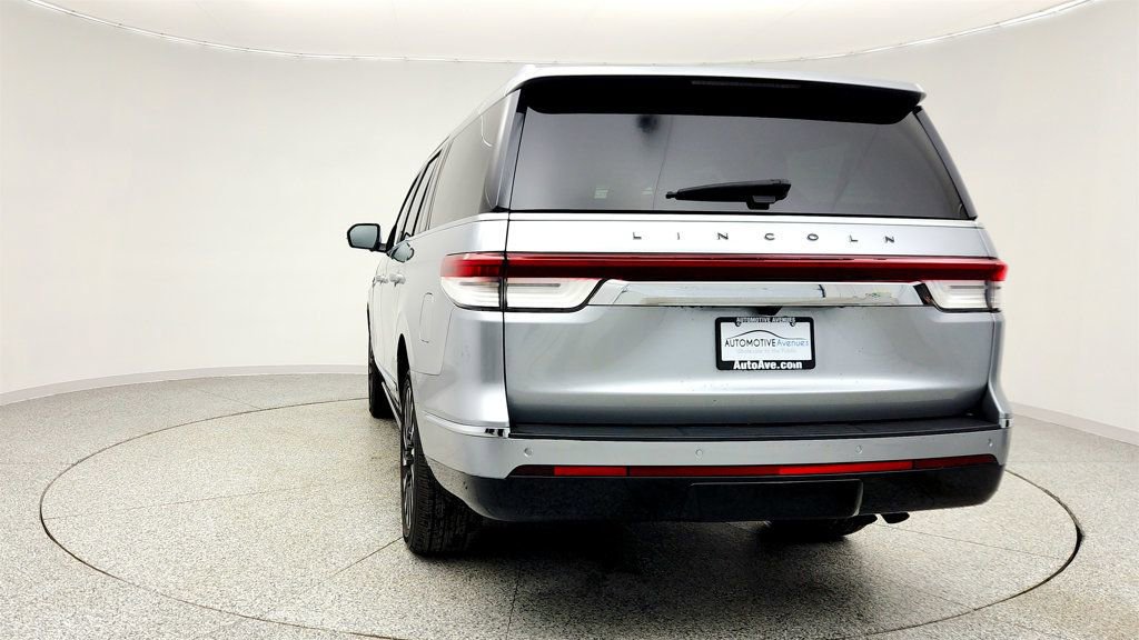 Used 2022 Lincoln Navigator L Black Label AWD/4WD image 6