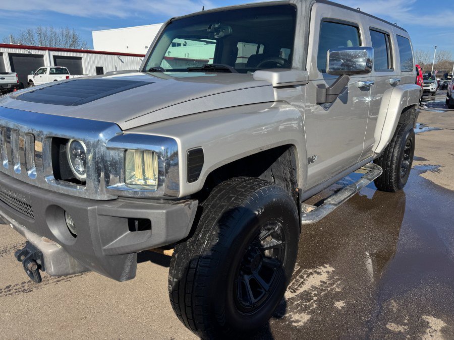 Used 2006 HUMMER H3 4dr 4WD SUV image 9