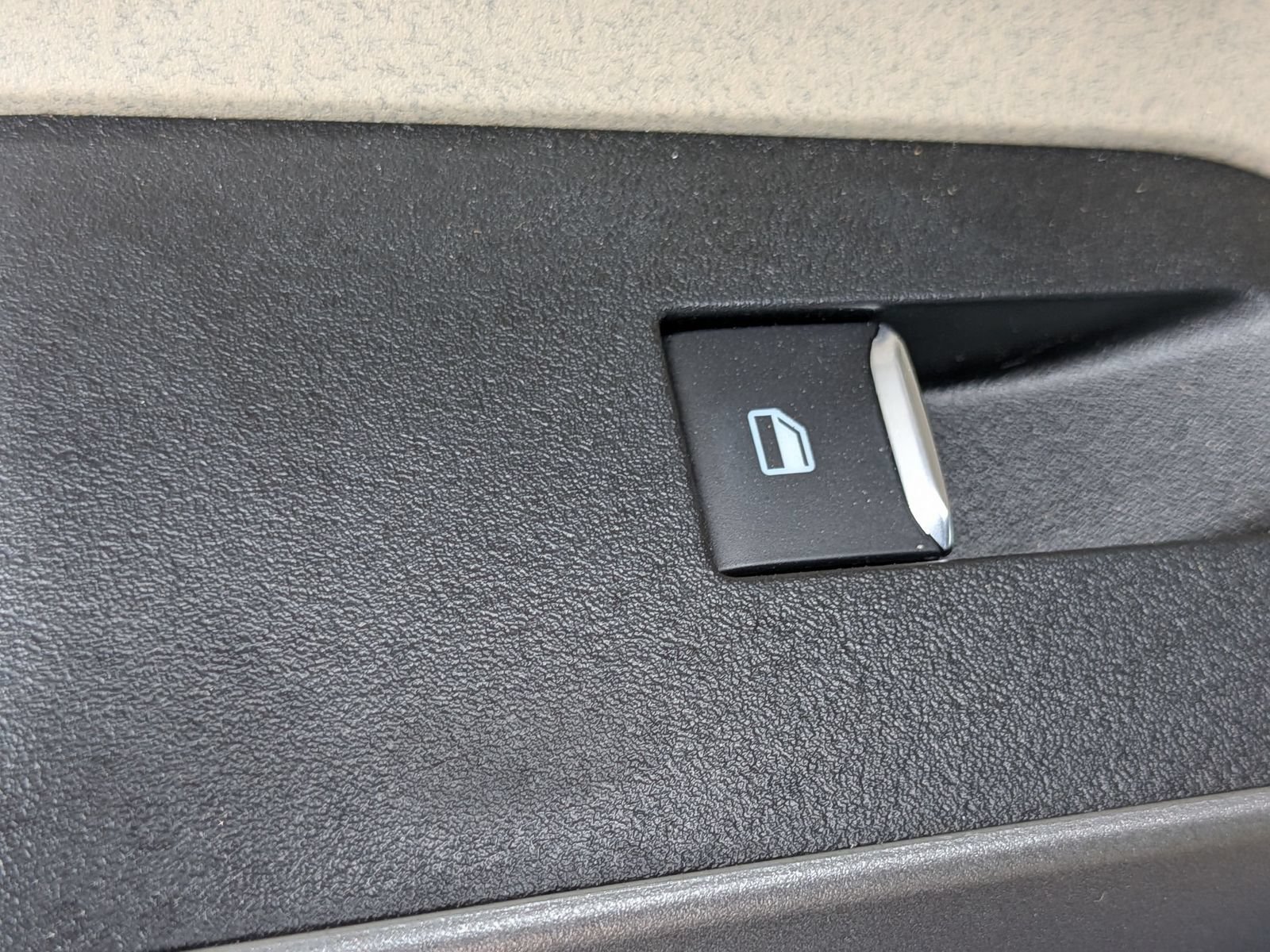 Used 2025 Ford Maverick Lariat AWD/4WD image 29