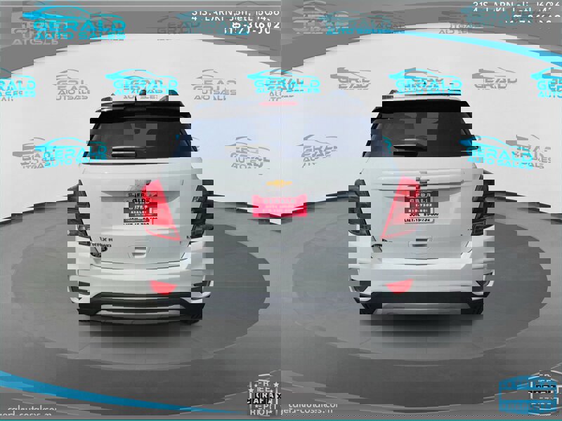 Used 2019 Chevrolet Trax LT w/ LT Convenience Package AWD/4WD image 4