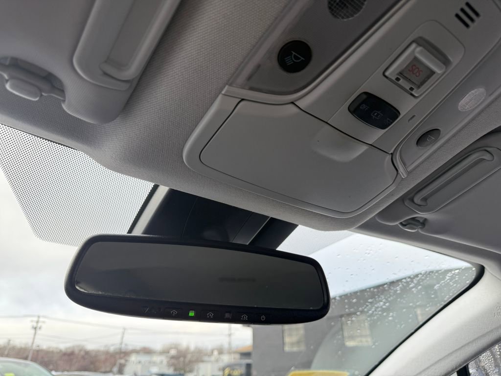 Used 2020 Toyota Prius Prime Limited FWD image 34