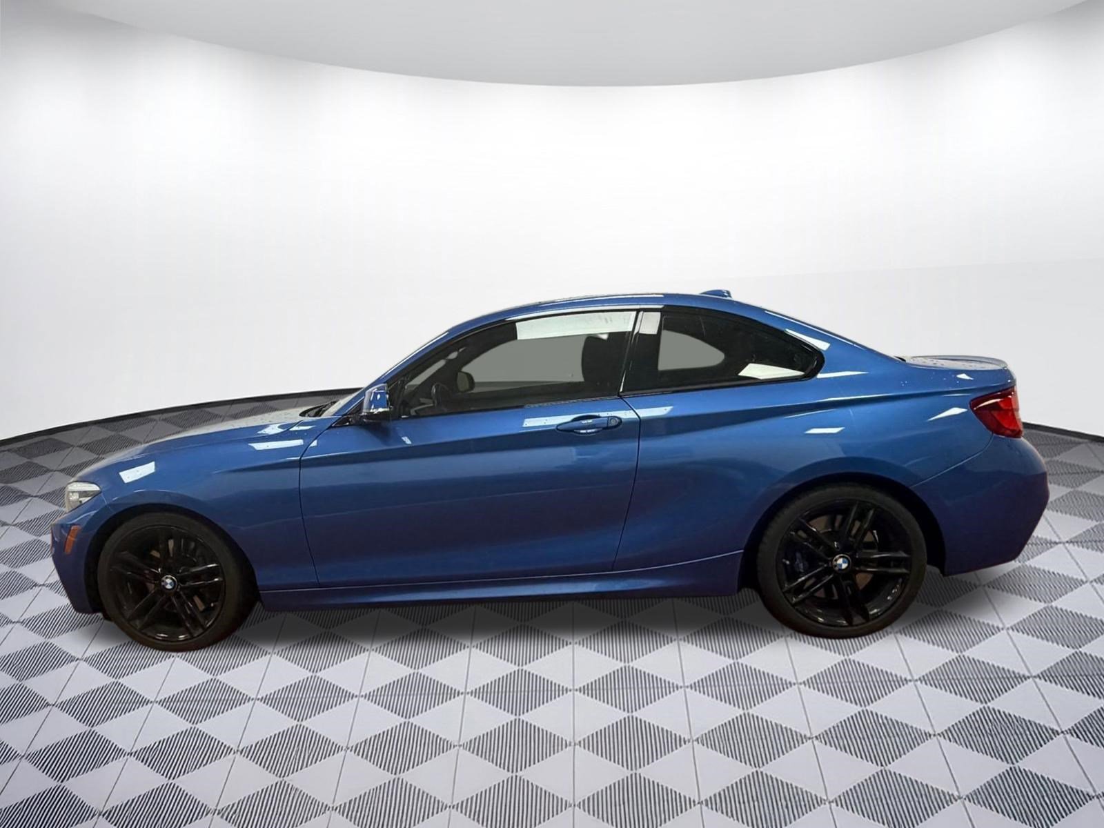 Used 2020 BMW 230i 230i w/ M Sport Package image 2